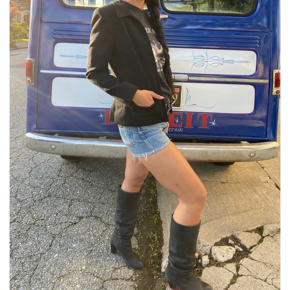 Collard Cropped Jacket with zipper | Black slim fit Coat - Picture 5 of 7